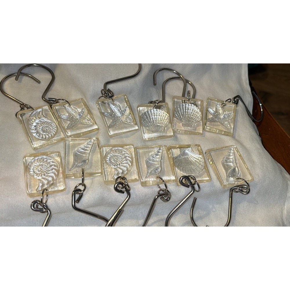 Lucite Etched Transparent Shell Shower Curtain Rings Ocean Seashore - Picture 6 of 9